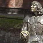 الثورة الفلكية الكوبيرنيكية وفصل العلم عن الدين في التجربة الغربية