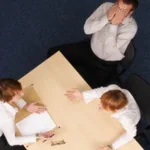 الحوار أم الصدام؟