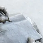 هل طبيعة القرآن تدعو للتفلسف؟