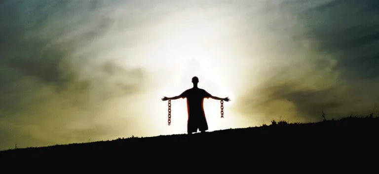 الطغيان المستنير: سؤال حول الحرية والعبودية