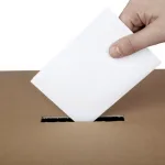 ما هو أخطر من تحريم المشاركة أو إباحتها: "ويقولون هو من عند الله وما هو من عند الله"