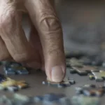 الدين في سياق الإصلاح والتقدم: هل يؤدي الدين تلقائيا دورا إصلاحيا؟