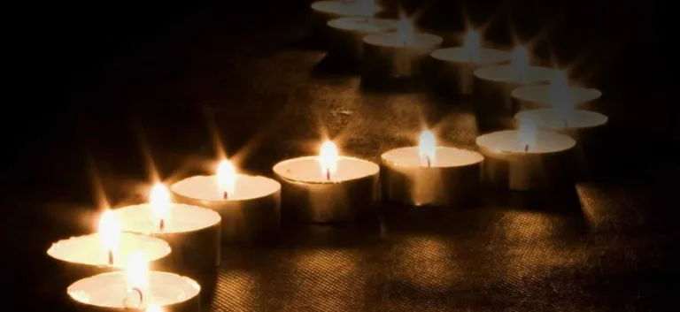 العتــــبة فـي التراث الإسلامي: قراءة في الوظائف مـــــن خلال أنموذجيْن من كتب التفسير