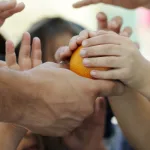 الديني والإنساني في الدولة المسماة "إسلامية"