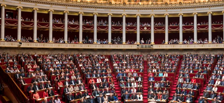 برلمان (Parlement)