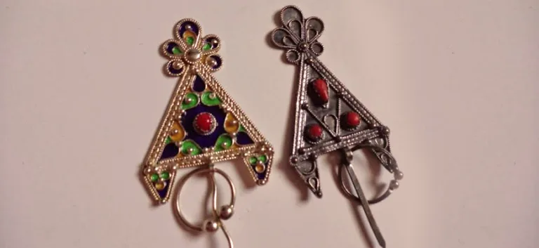 في ذكرى الإلهة-الأم المغربية: ملاحظتان ضد "عمى الرموز"