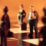 الطريق إلى الحداثة في زمن السياسة