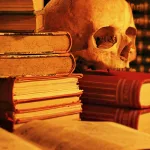 المقدس الكلياني وموت الكتاب