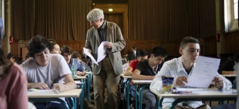 أسئلة المعنى والقيم في التربية