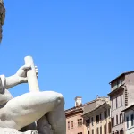 الاستخدام النفعي للدين في الغرب