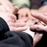 "البيعة" في جماعة الإخوان المسلمين هل تؤسس لطائفة جديدة؟