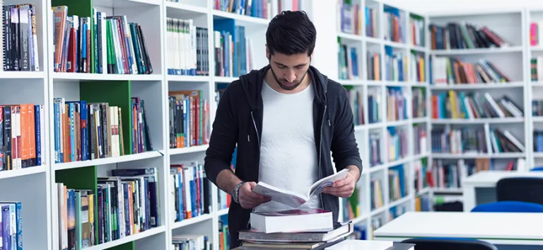 القراءة المؤسسة للإبداع