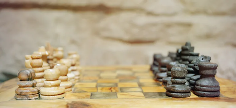 نظرية الحرب العَادِلَة بين اليُوتُوبيا والأيديولوجيا