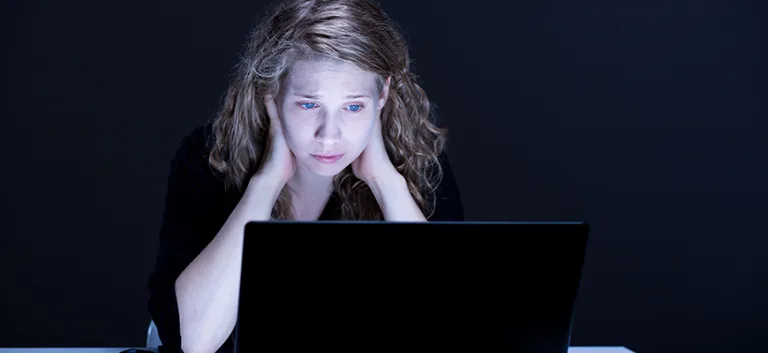 العنف الرمزي عبر الشبكات الاجتماعية الافتراضية: قراءة في بعض صور العنف عبر الفيسبوك