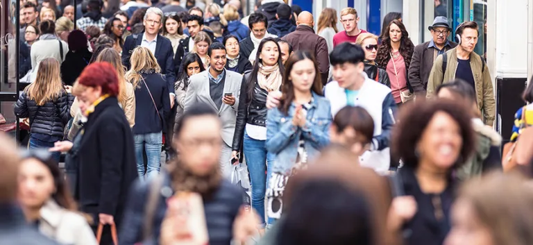 وحدة المواطنة وتعدُّدية الجماعات: إشكالية الوحدة المعقَّدة في الفلسفة السياسية المعاصرة