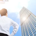 إنسانويّة الأنوار وانبلاج الحداثة: قراءة أنتروبولوجيّة في مقوّمات الفردانيّة وتردّداتها