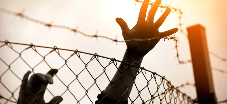 العصيان المعرفيّ، التفكير المستقلّ  والحرية الديـ-كولونيالية