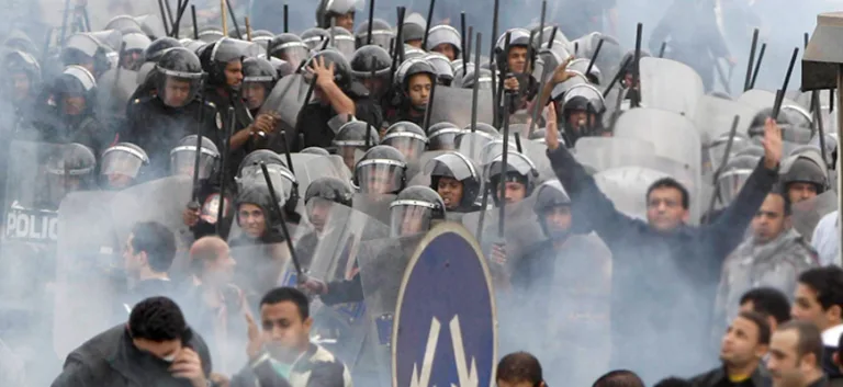 دراسة في الاستبداد العربي: تاريخ الانحطاط الثقافي وتوطّن الاستبداد (نحو نظرية كوبرنيكوس اجتماعية)