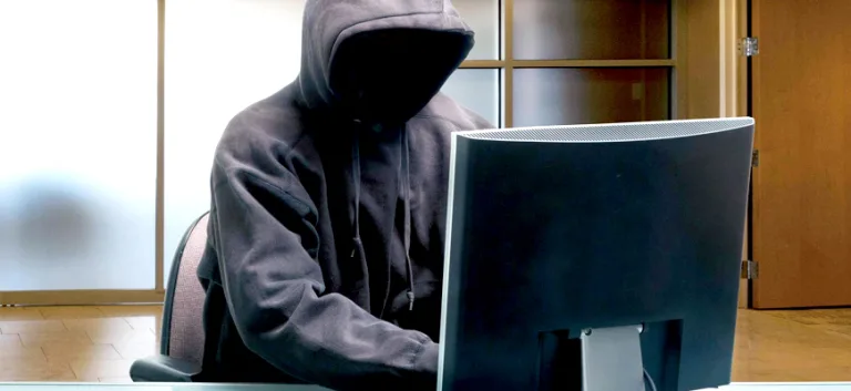 بين الغواية في التطرف والملل والقسوة في المواجهة