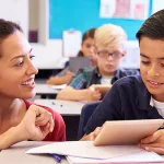 كيف تُفسِّر المَلَكَةُ في مقدّمة ابن خلدون التغيّراتِ الاجتماعيّة؟