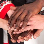 ثنائيّة التنوّع والوحدة في الوعي الدّيني