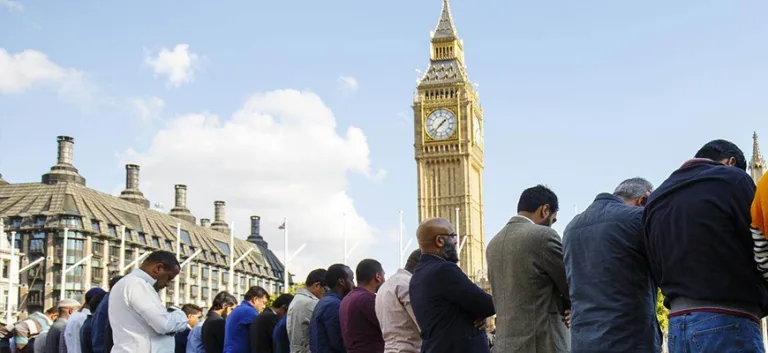 تجديد الخطاب الديني وتصحيح صورة الإسلام لدى الآخر "الغربي"