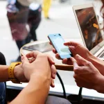 الشباب الجامعي والإنترنت