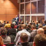 عواطف الجماهير وأخلاقيّاتها