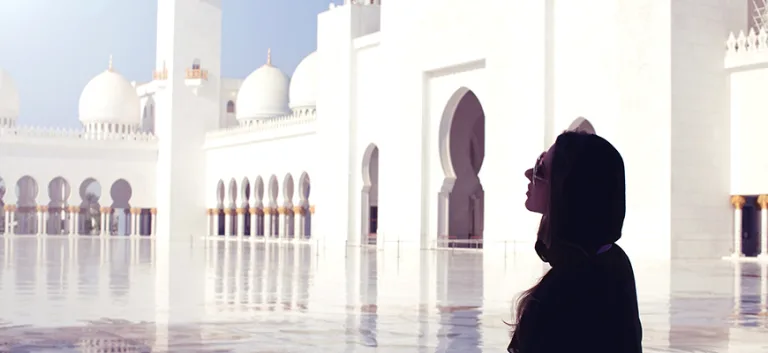 ضرورة إشراك المرأة في التشريع