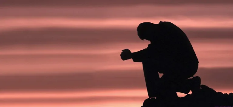 عقدة الشعور بالذنب تقود المسلم إلى التشدد والتديّن الطقوسي