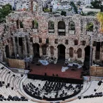 في دواعي وأسباب عدم فهم الأشكال الأدبية اليونانية عند العرب