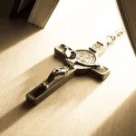 تناقضات السرد "المقدّس" في روايات صلب المسيح