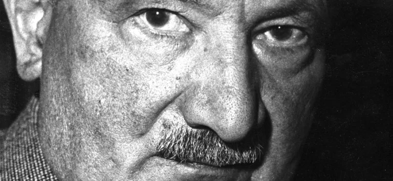 الصراع بين الفلسفة والإيديولوجيات السياسية في العالم المعاصر