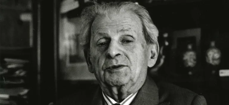 المطابق والمغاير