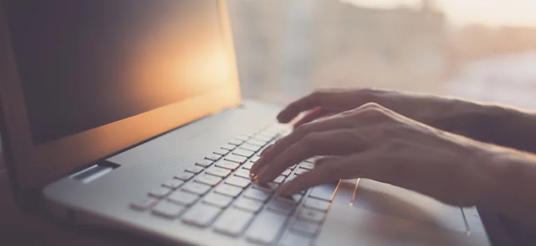 الفاعلية النسوية في الدين الرقمي