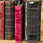 الترجمات المنطقية العربية القديمة بين الإخلال بالمقتضيات اللغوية والمقتضيات المنطقية