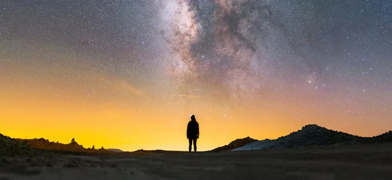 حول "ملاءمة العقيدة للعقل": لايبنتز ضد بايل