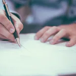 النَّص صناعة للمعنى