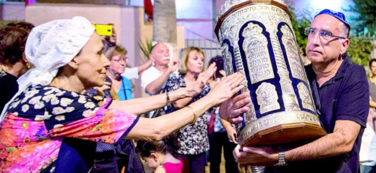 التسامح التديّني في التديّن الشعبي بالمغرب:  مقاربة أنثروبولوجيّة لحضور اليهود في المواسم الدينيّة بسوس