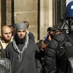 العودة إلى الذَّات: قراءة في الخوف المتقابل بين الشّرق والغرب