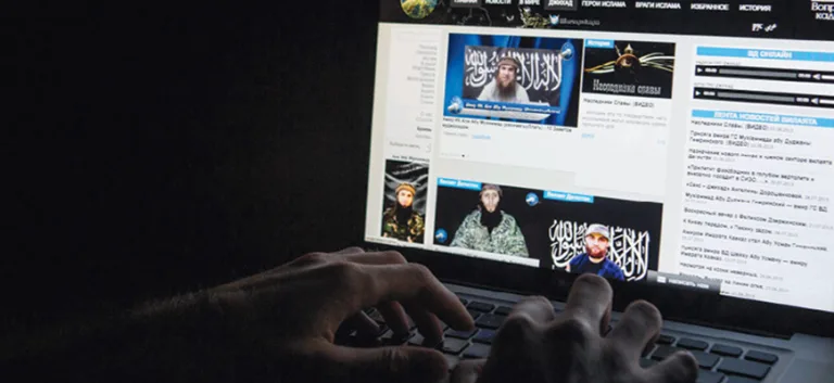 الإرهاب الإلكتروني: من الدعاية والاستقطاب إلى اكتساح المجال الافتراضي