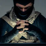 وظائف مواقع التواصل الاجتماعي في الخطاب الإرهابي: الاستمالة والتجنيد والتنسيق… توظيفا لآليات الخطاب الشفهي