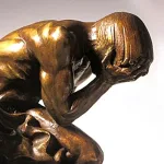 الجسد بين التسمية والتوقيع الأبيض