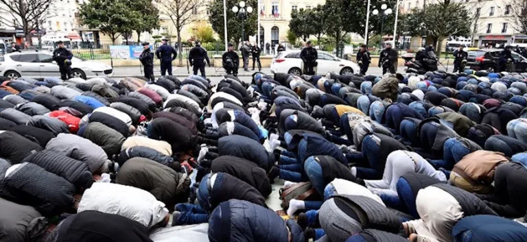 رهانات الإسلام في فرنسا