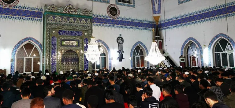 إشكالية الشباب العربي وتجديد الخطاب الديني لمحاربة التطرف