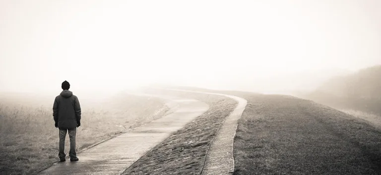 الاغتراب الكلي أعلى مراحل الرأسمالية