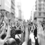 ما الشعبويَّة؟ عشر أطروحات حول الشعبويَّة ومستقبل الديمقراطيَّة التمثيليَّة