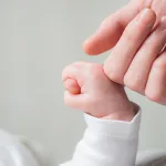 تقديس الأمومة وأسطرتها