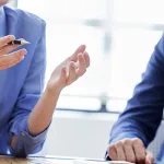 مأسَسة الاعتراف عند نانسي فريزر تحليل البنية الثقافية والاقتصادية للاعتراف