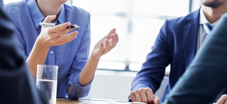 مأسَسة الاعتراف عند نانسي فريزر تحليل البنية الثقافية والاقتصادية للاعتراف